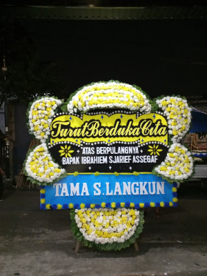 Papan Bunga Duka di Werima